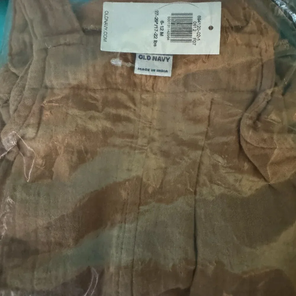 Old Navy NWT 6-12 month baby boy onesie bundle